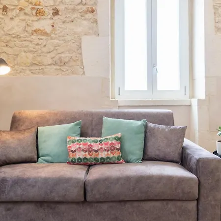 Apartment Santa Lucia Charming With Terrace