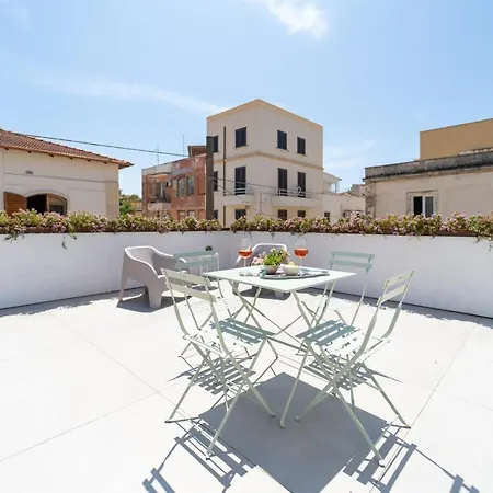 Santa Lucia Charming With Terrace Syracuse