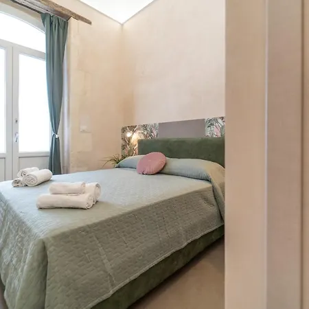 Santa Lucia Charming With Terrace Syracuse