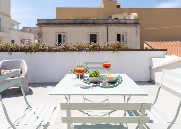 Apartmán Guesthost - Santa Lucia Charming With Terrace