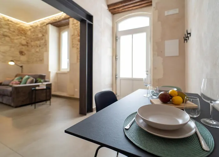 Guesthost - Santa Lucia Charming With Terrace Apartmán Syracuse